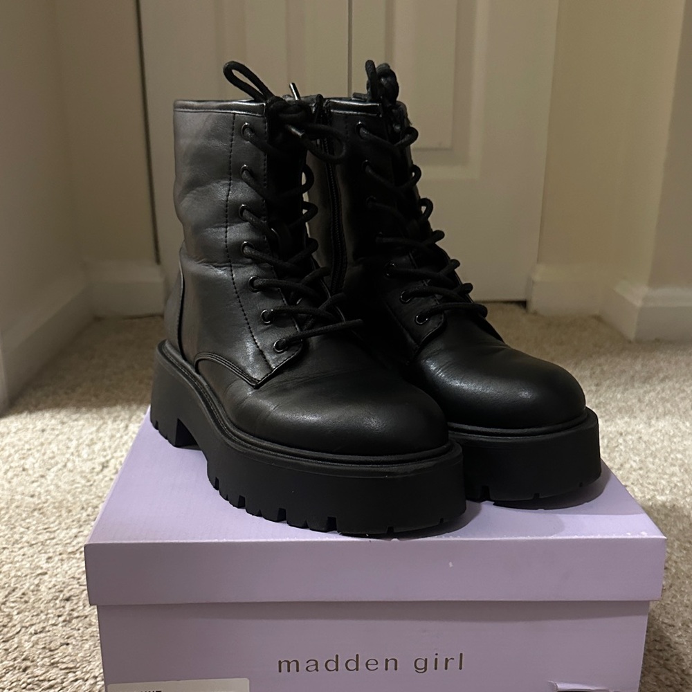 Madden Girl Channt Combat Boots